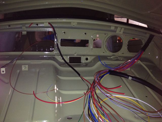 Alle Kabel drinnen !