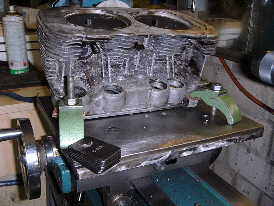 Zylinderköpfe 42-36 teil 1 040.JPG