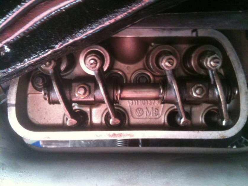 Problemstelle rechterseite (rechts von riemenscheibe gesehen)