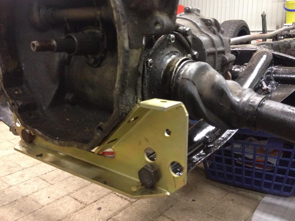 getriebehalter hinten.jpg