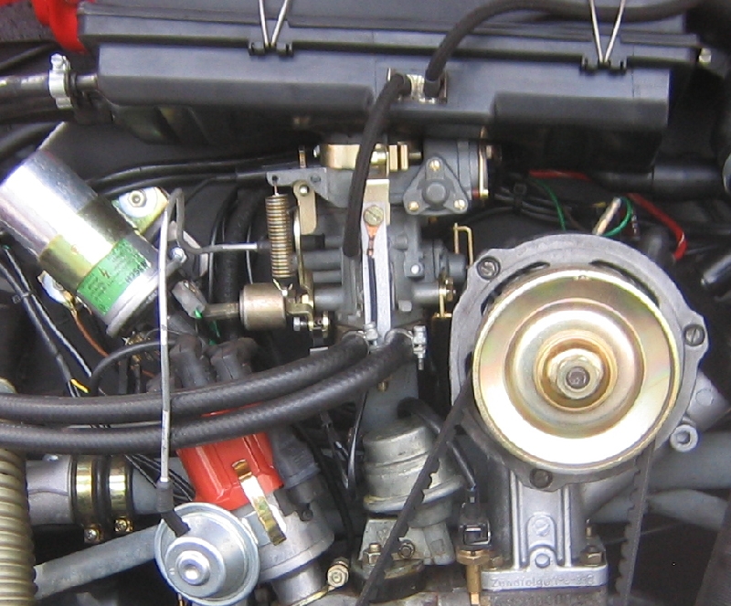 Ausschnitt Vergaser 800.jpg