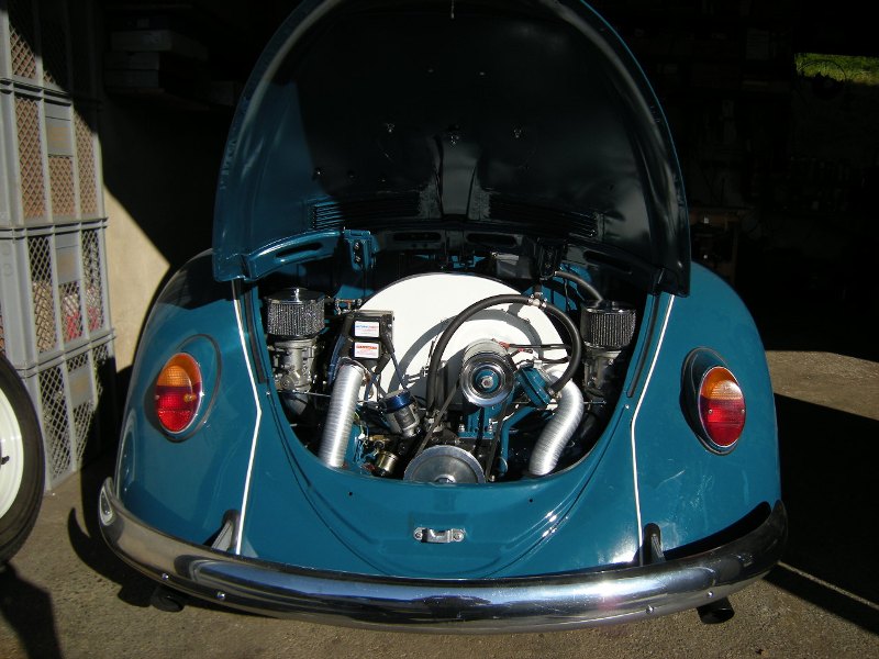 Käfer Motorraum 2.JPG