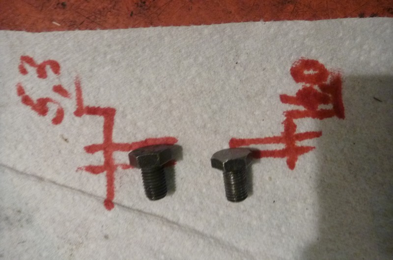 8Unterschied Schraubenköpfe.JPG