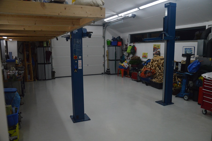 Garage klein.jpg
