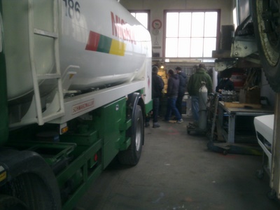 der tag danach, als wäre nicht passiert