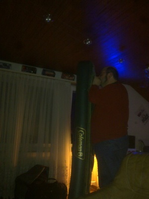 pusstet er? oder inhaliert er? respekt.