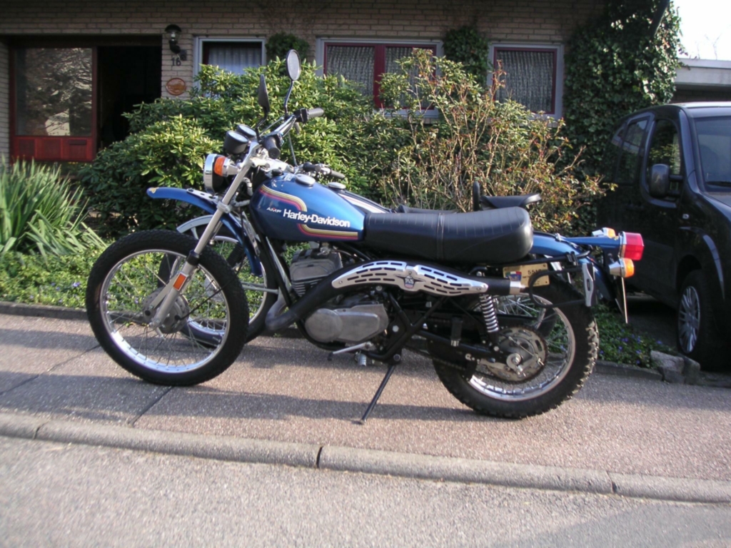 Ja doch das ist eine Harley Davidson BJ 1975 250 ccm 2takter