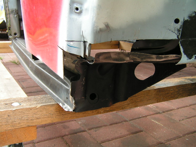 so sieht es jetzt von hinten aus , hoffe , es ist richtig