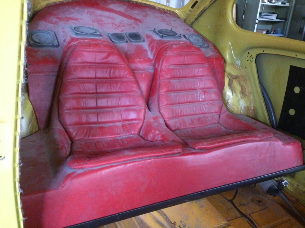 Wie muß die befsetigt werden? Folger gibts leider nicht mehr und im Netz habe ich nichts gefunden!