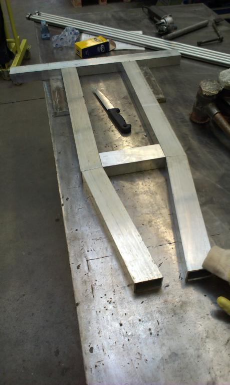 Chassis Anpassarbeiten 3.jpg