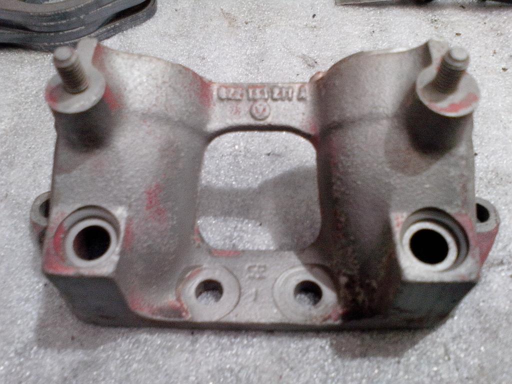 Saugrohrflansch ohne Rohre VW 411-1700ccm