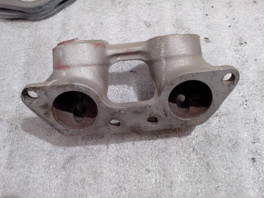 Saugrohrflansch ohne Rohre VW 411-1700ccm
