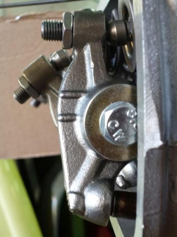 2mmunterlegt@full liftdetail.jpg