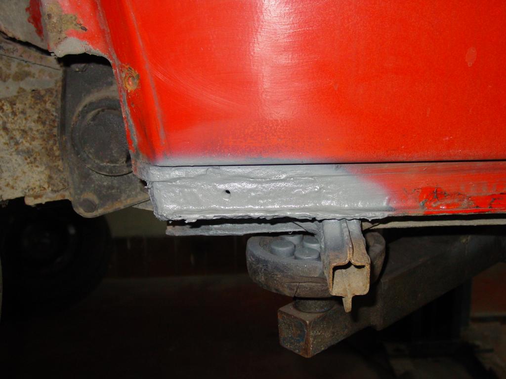 Brunox drunter, Steinschlagschutz als Abdichtmaterial