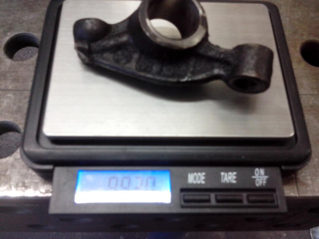 Da man das Gewicht nicht von der Waage ablesen kann, es beträgt 99,30 g