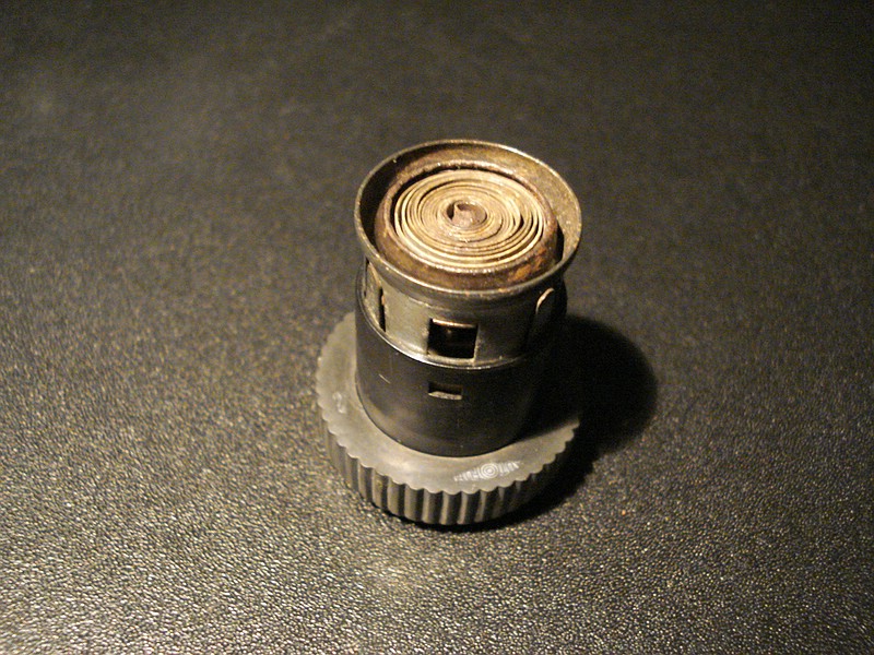 comp_Zigarettenanzünder (2).jpg