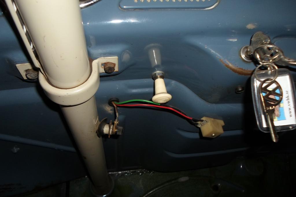 wer kann mir hierzu sagen ob das original oder ob es ein Zeitgenössisches Zubehör ist.<br />Käfer kommt aus Schweden....