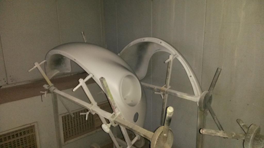 dito: Kotflügel fertig für die Farbe