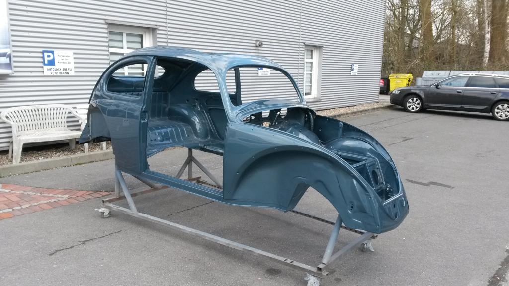 Karosserie fertig lackiert, da strahlt der Lack und der Besitzer :)