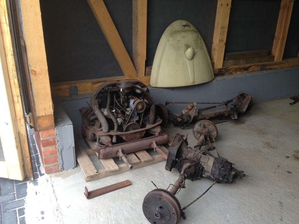 Motor, Getriebe, Achsen raus