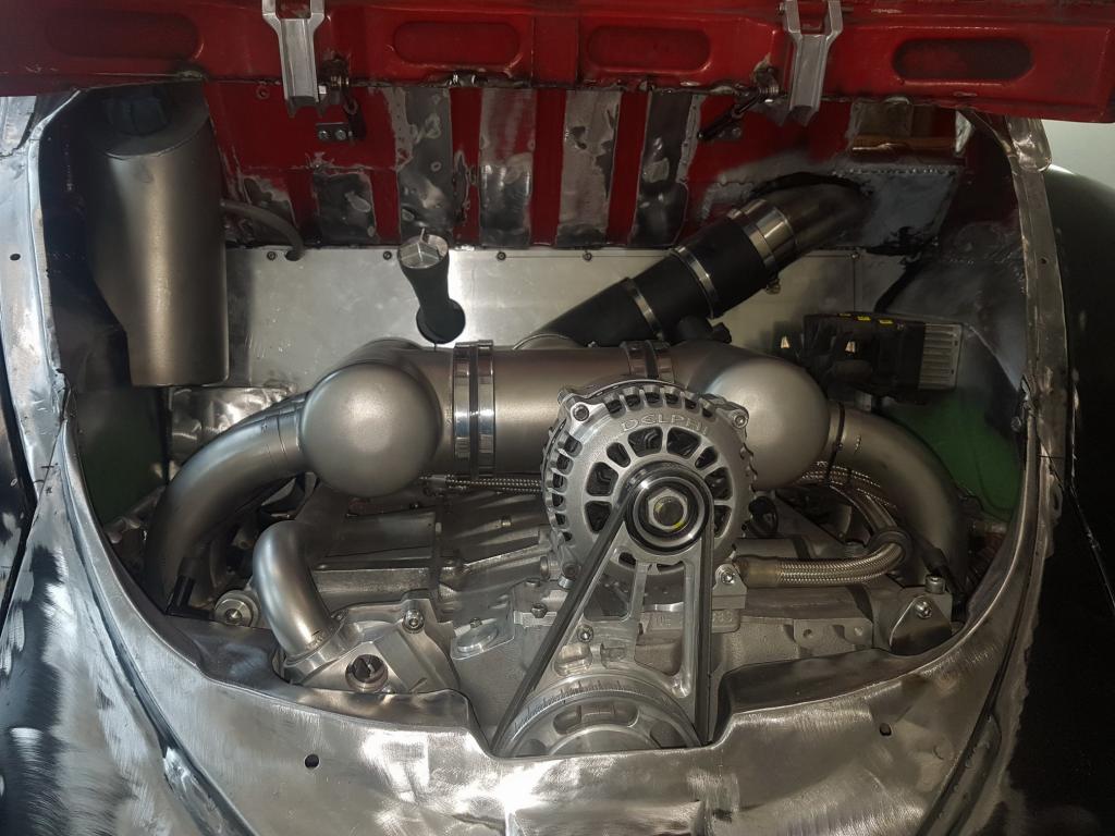 Motorraum2.jpg