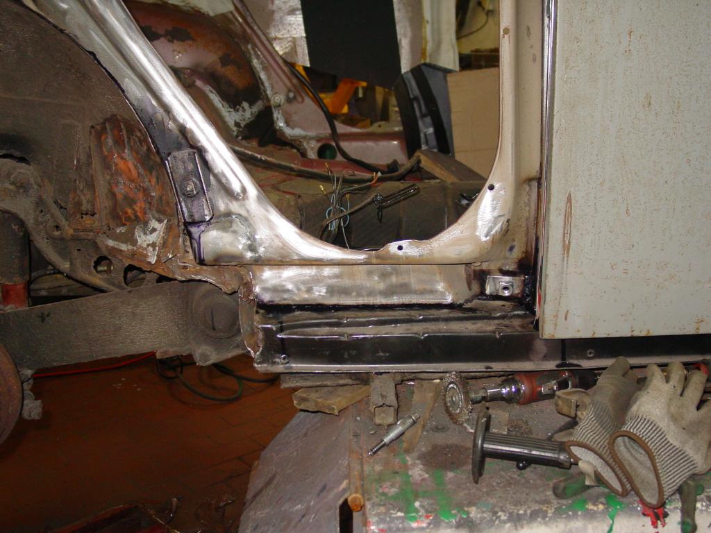 Gammel beseitigt, Spaltrost mit Brunox behandelt