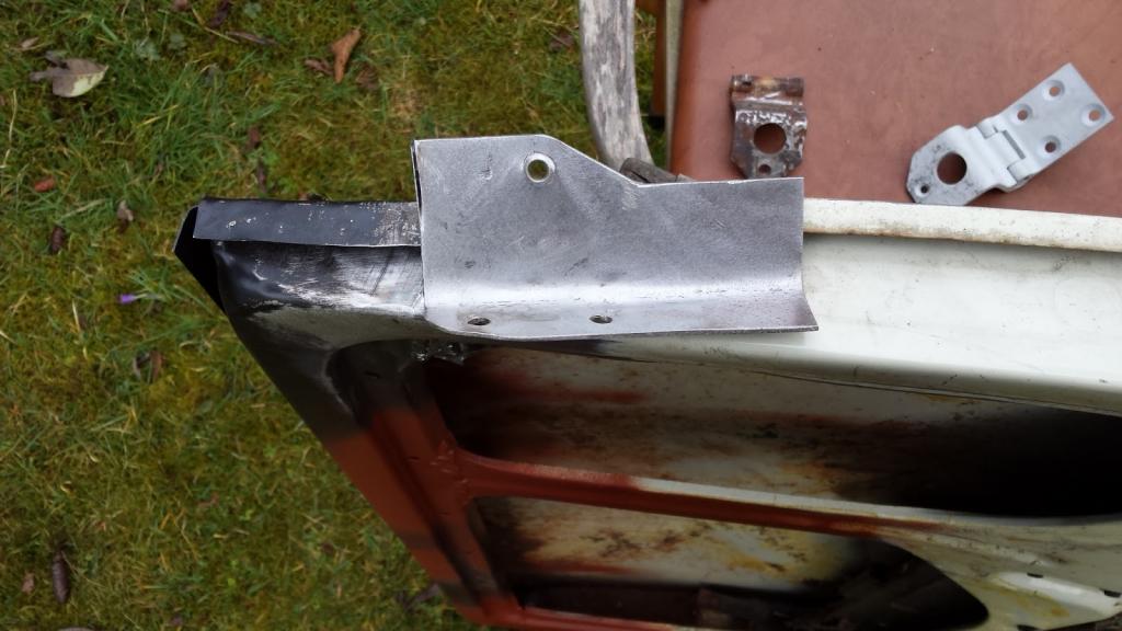 Fertig gekantetes Verstärkungsblech