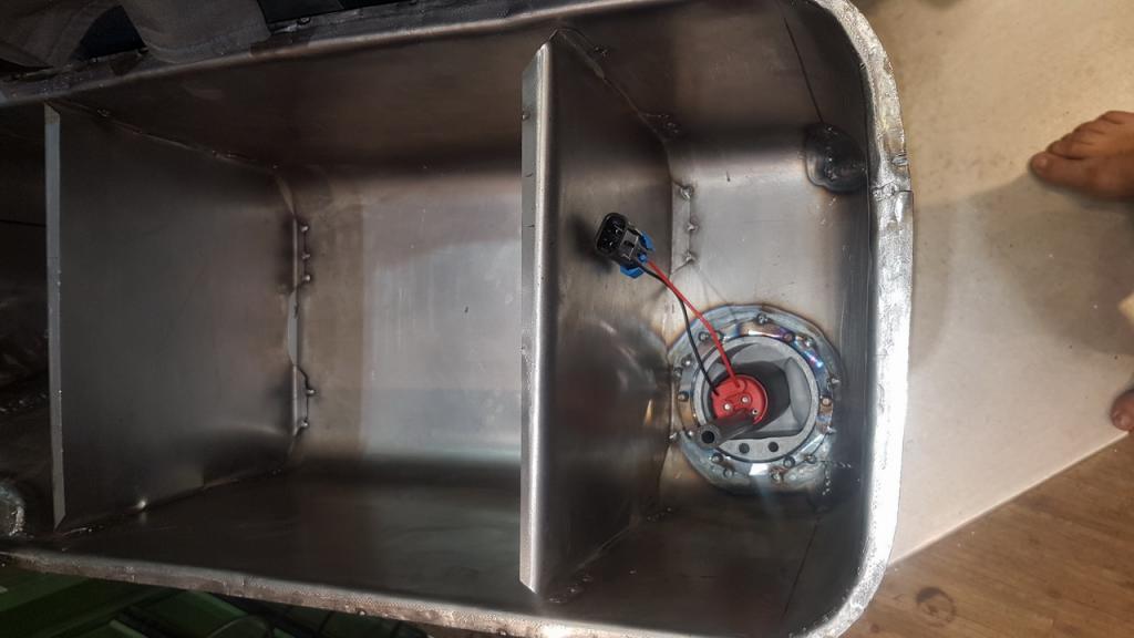 Tank2.jpg