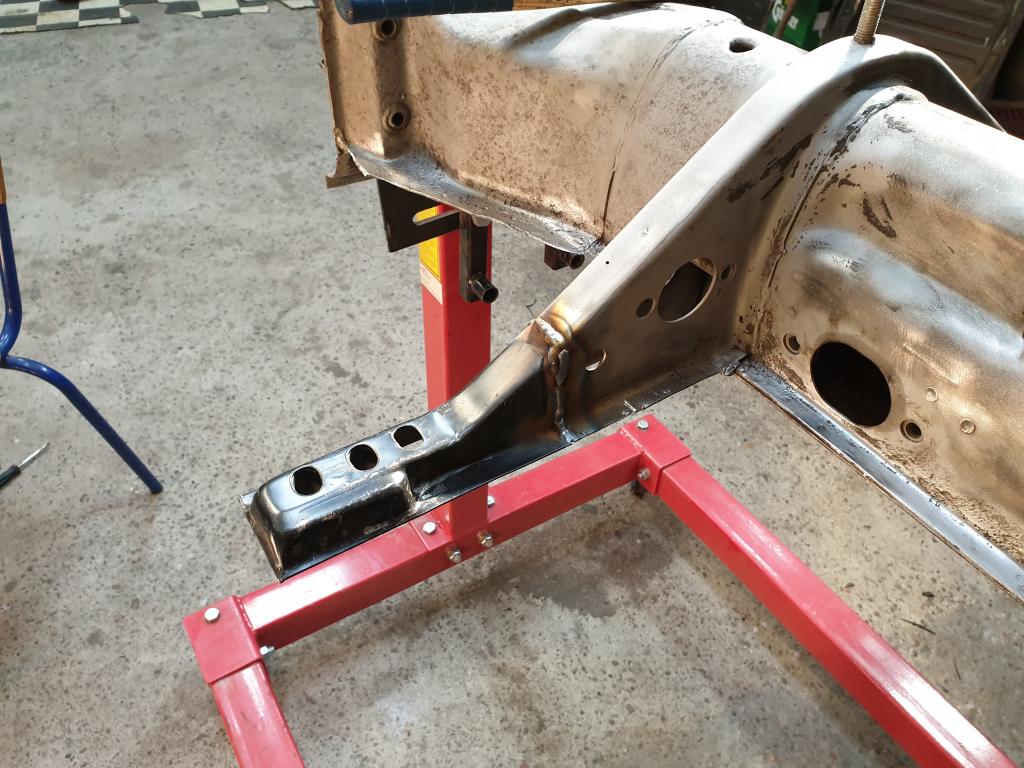 Die Ecken des Napoleonhuts sind getauscht,war eine elende Arbeit die anzupassen