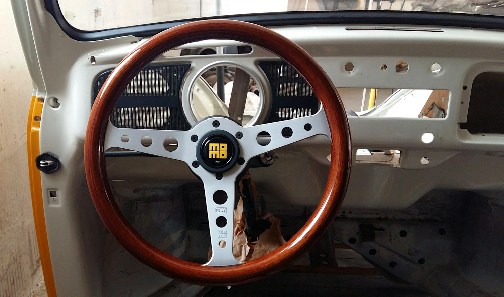 Momo Indy Heritage 2.jpg