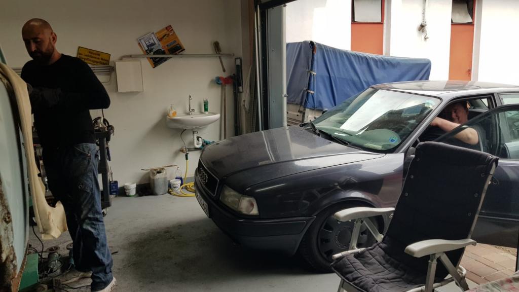 Man muß ja auch was sehen können und Anweisungen geben....