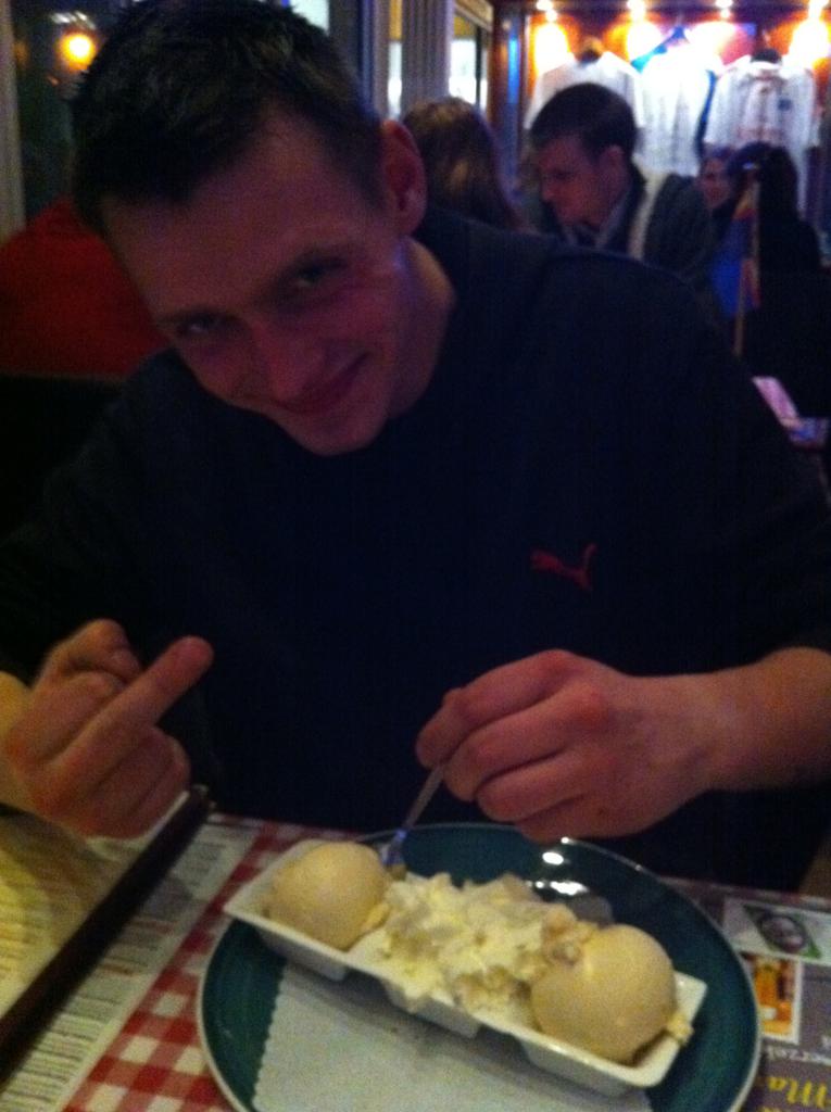 iPhone (13) klein.jpg