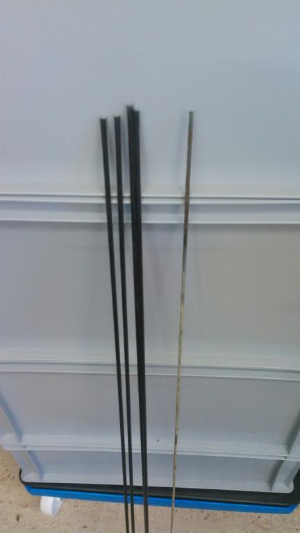 rechts der originale Stab