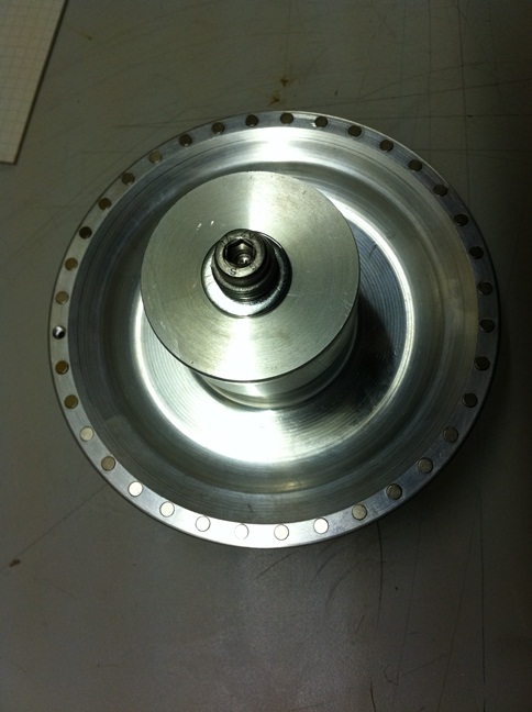 Fast fertiges Triggerrad. Allerdings sind die Stahlscheiben hier nur provisorisch eingesetzt und noch nicht übergedreht.