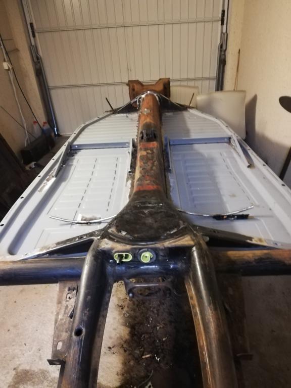 Überall Unterbodenschutz Zentimeter dick