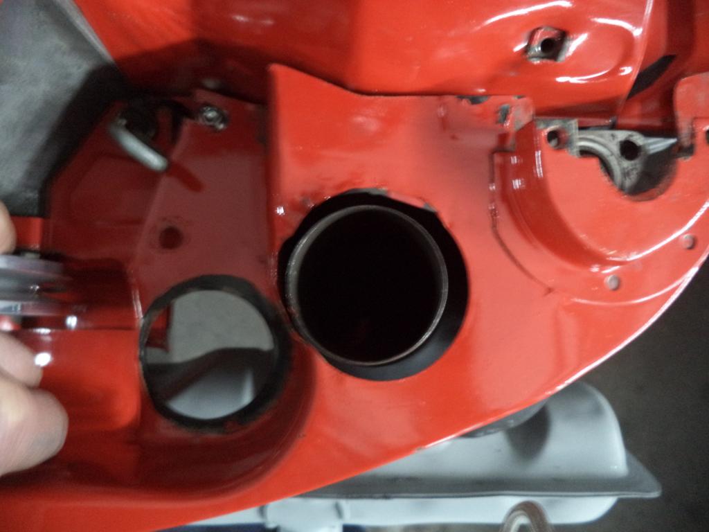 Challenge Auspuff15.JPG