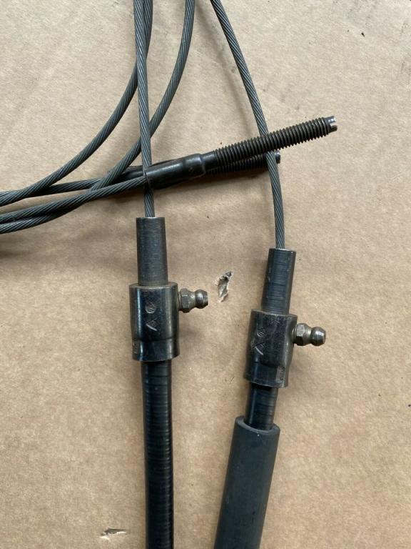 2021_03_26_VW Ovali Käfer Handbremsseile abschmierbar 55-57 NOS 113 609 721 B_5.JPG