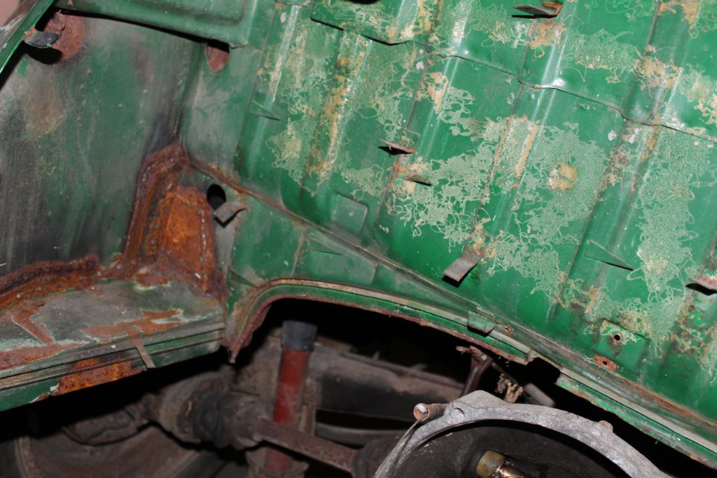 4. Beitrag Bild 017 - Motor Raum.JPG