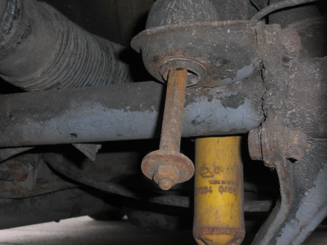 Wie weit muß ich hier die Stange kürzen und Gewinde nachschneiden?