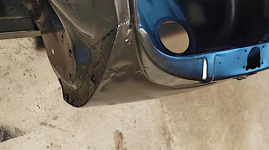 Frontblech Beifahrerseite.jpg