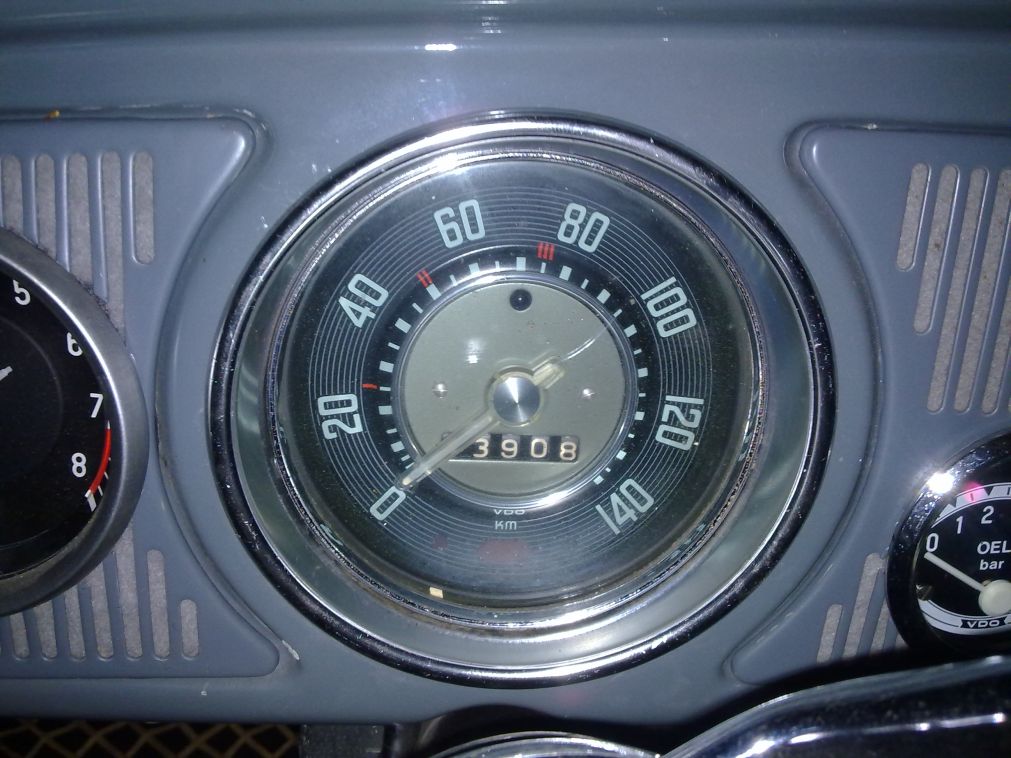 tacho.1.jpg