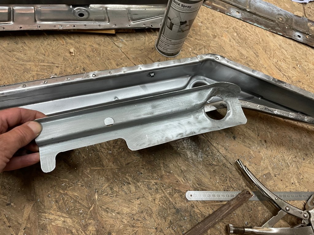 Verstärkung A-Säule.JPG