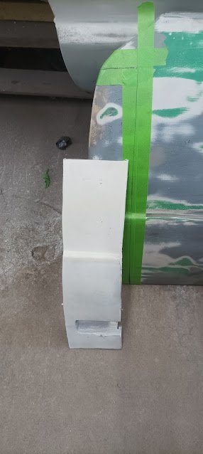 bonanza gt türe mit kotflügelstück.jpg