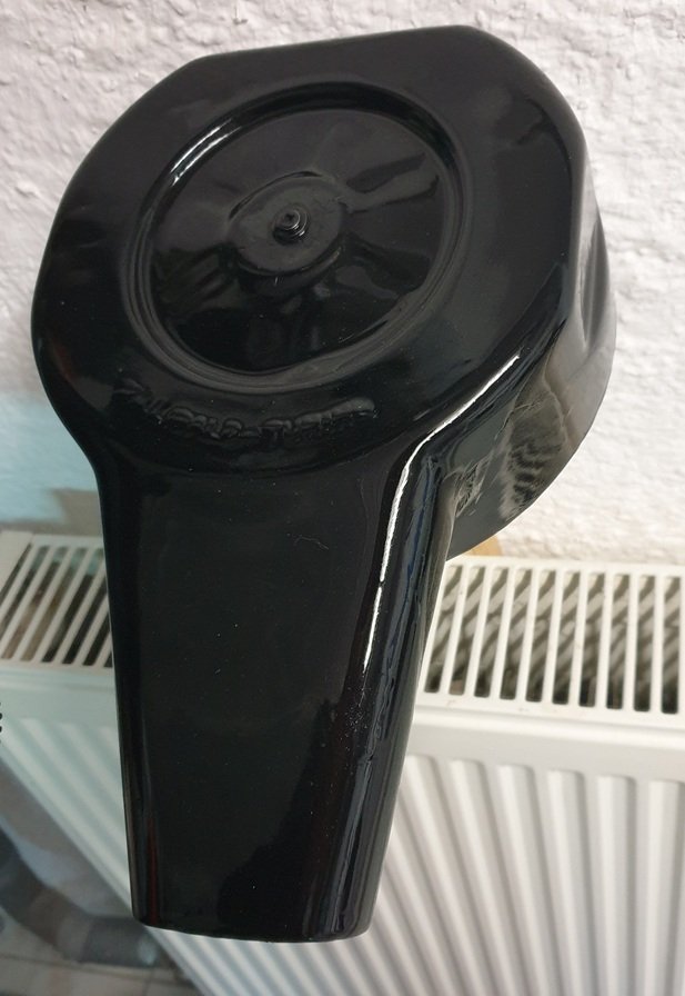 Willibald Luftfilter neu lackiert 1.jpg