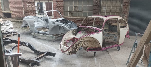1303 cabrio und 68er limo.jpg