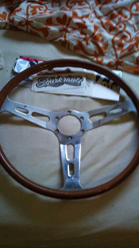 um das lenkrad geht es!